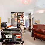 Charming Apartment Located At The Foot Of The Sacred Heart